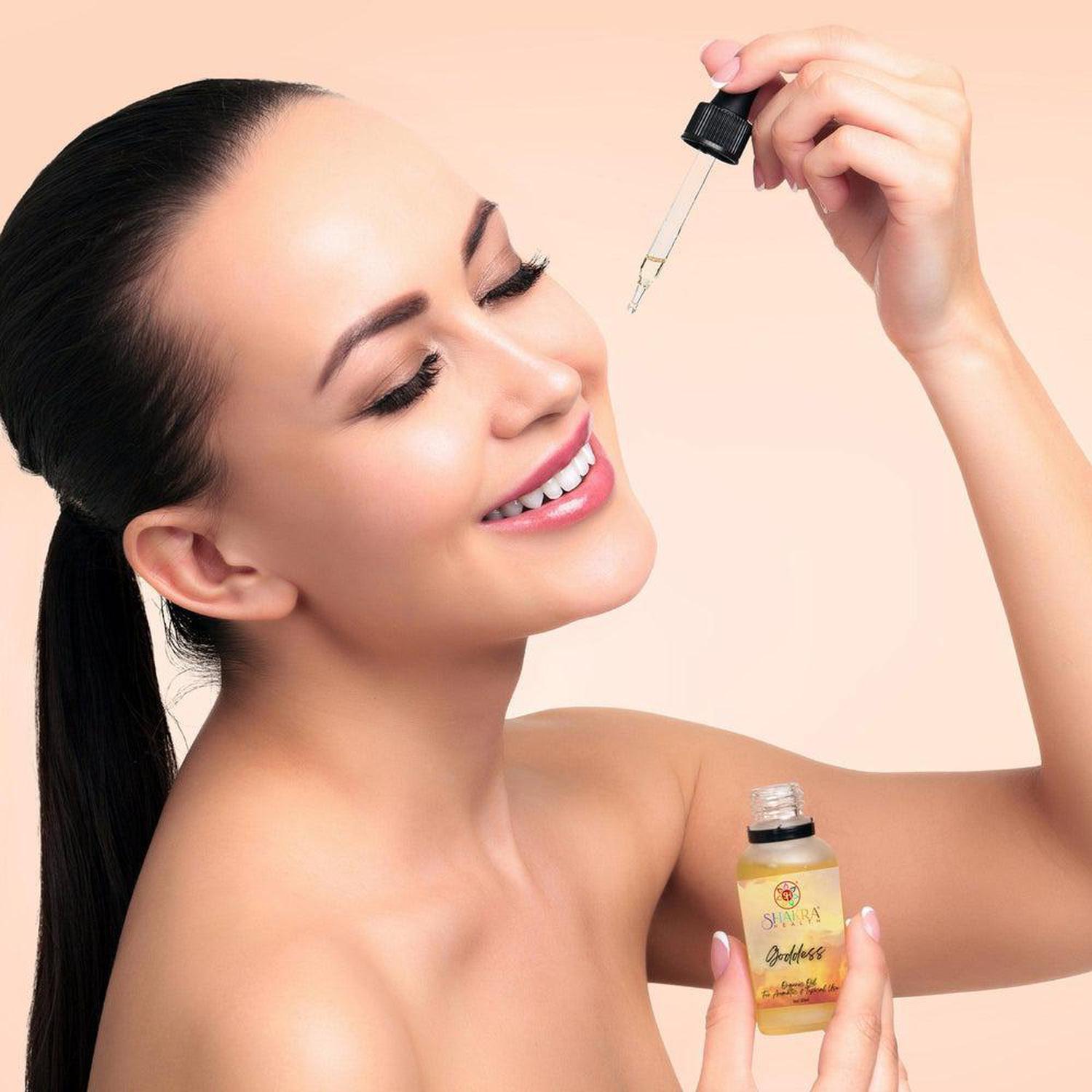 Goddess Ritual Oil | Feminine Energy & Self-Love | Reiki Charged - Reiki charged Goddess Ritual Oil to amplify & balance feminine energy. Made with organic peppermint, lemon & lavender. Perfect for self-care rituals. Buy Now at Sacred Remedy